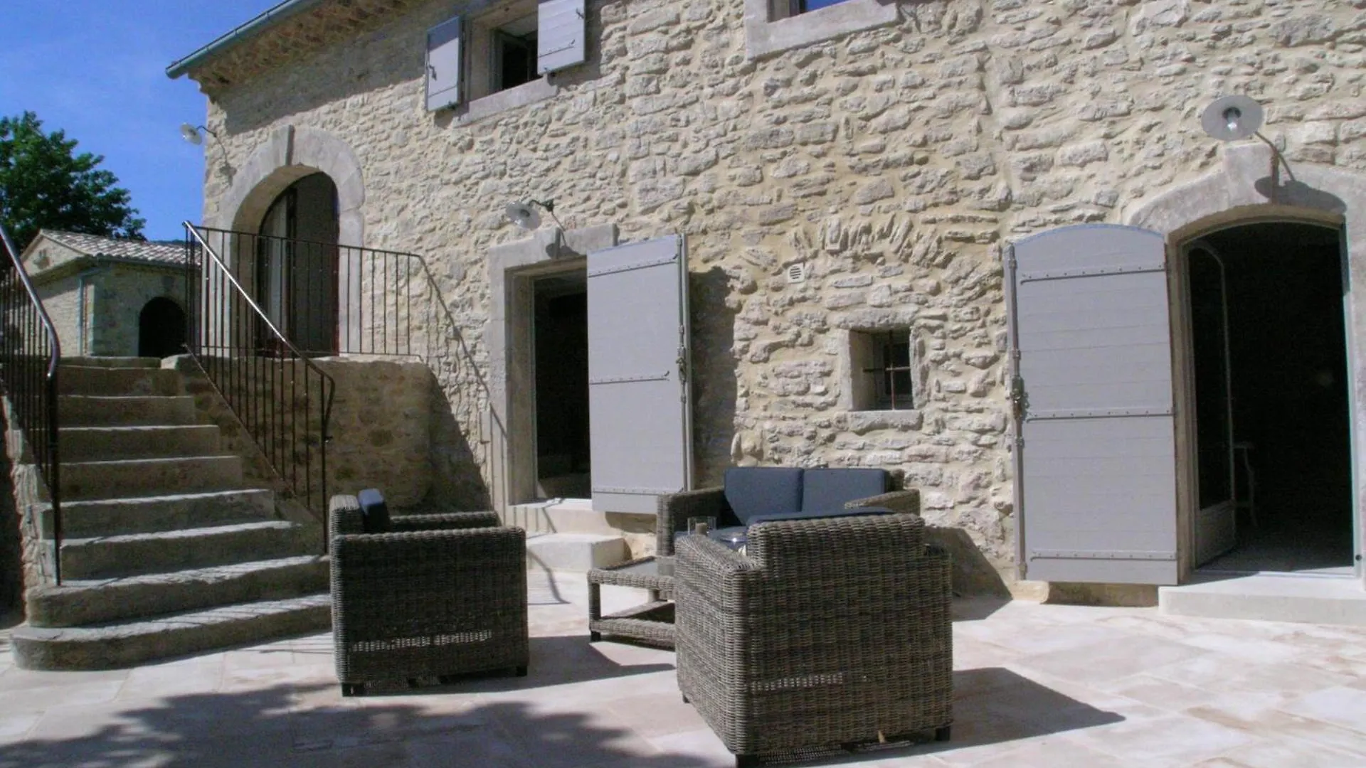 Pleasant One-Level Villa With Private Pool In The Thor Village, Close To L'Isle Sur La Sorgue - 6 Persons Le Thor 0*,