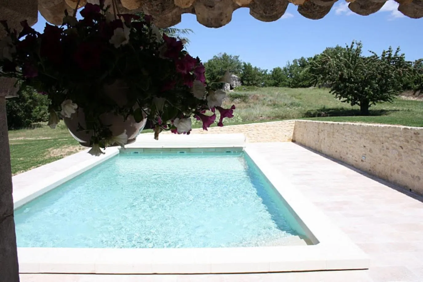 Pleasant One-Level Villa With Private Pool In The Thor Village, Close To L'Isle Sur La Sorgue - 6 Persons Le Thor Feriehus